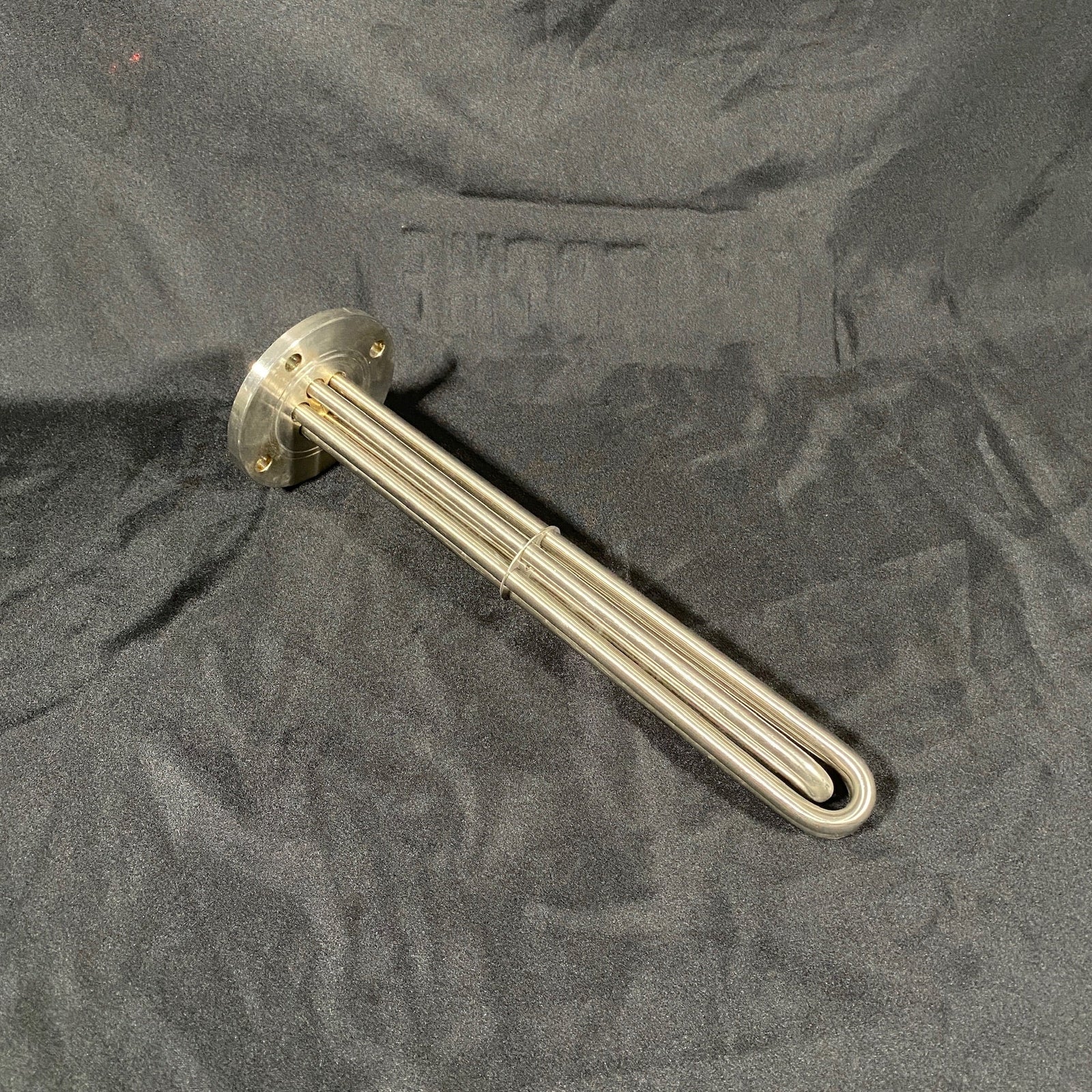 Heating Element, 208V, 6KW, 3P, 2" Flange Tank Connection x 62mm Cap Connection, 16" Sheath L